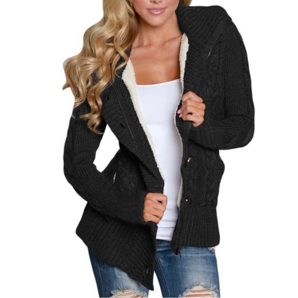 Aleumdr Woman’s Sweater - Picture 1 of 2